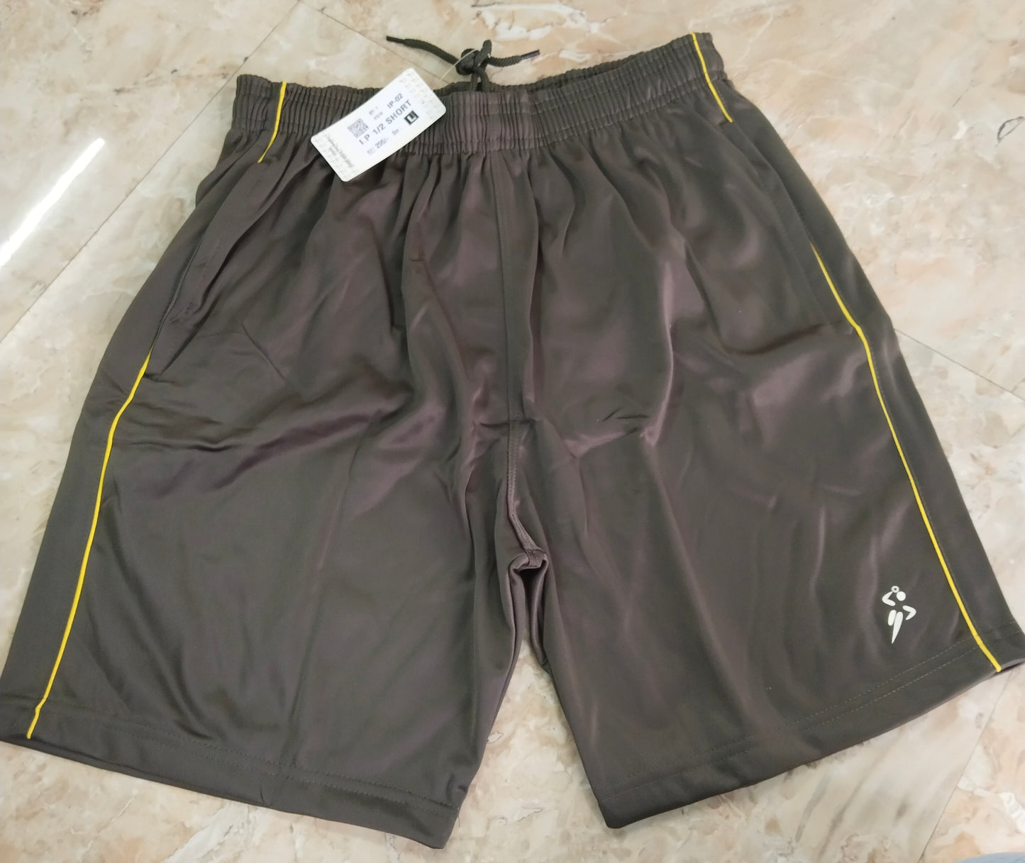 IP-02 I.P. 1/2 Short