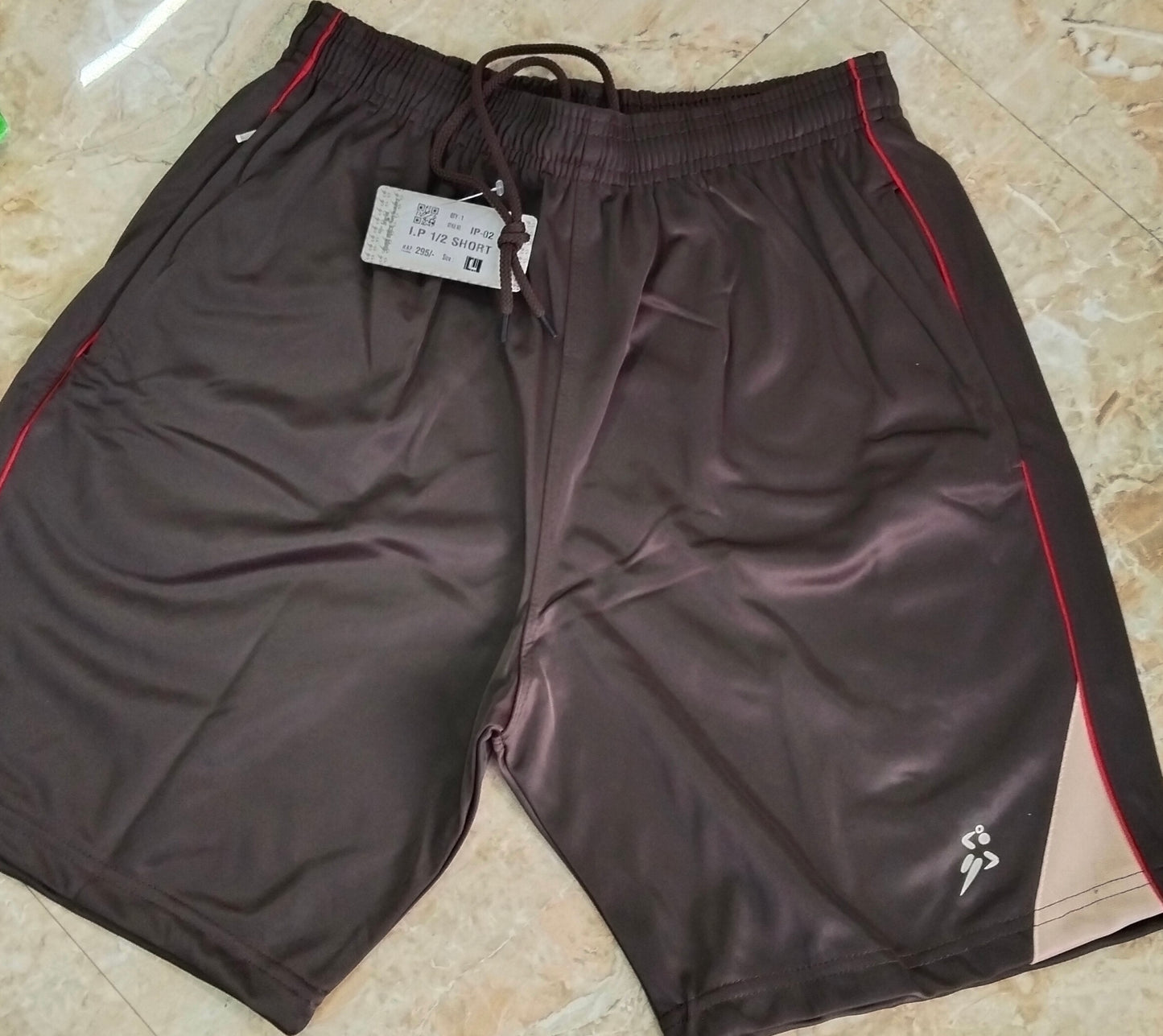 IP-02 I.P. 1/2 Short