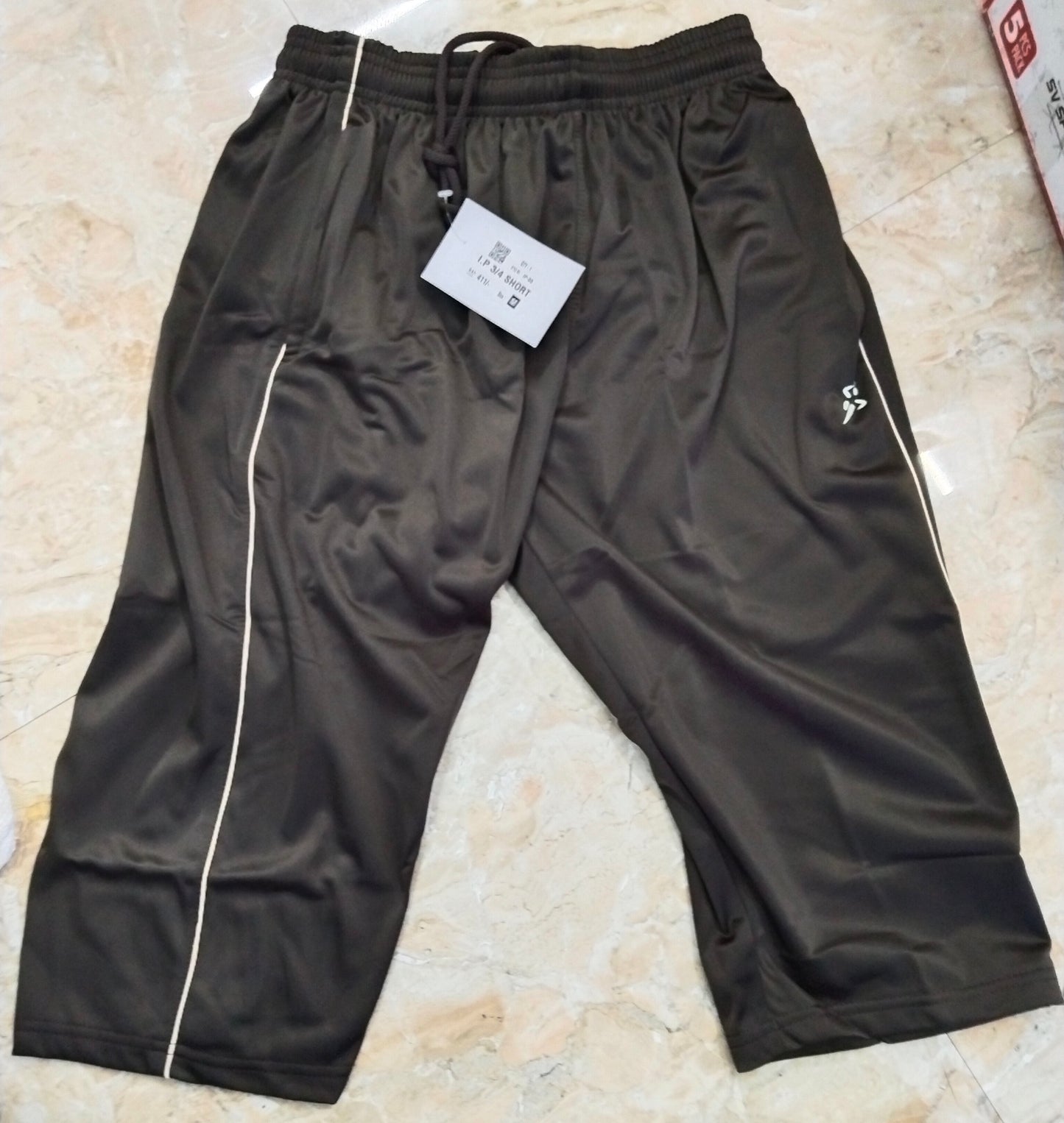 IP-03 I.P. 3/4 Short